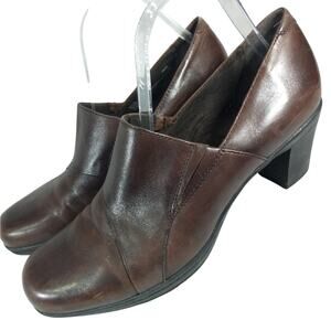 CLARKS! ESPRESSO BROWN GENUINE LEATHER MODERATE HEEL ULTRA COMFORT HEELS! SZ 10M